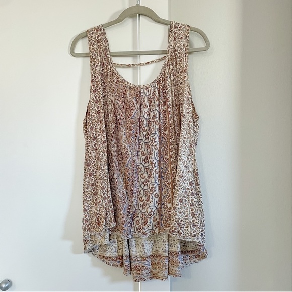 Free People Tops - Free People Top size XS beige floral good condition​​​​​​​